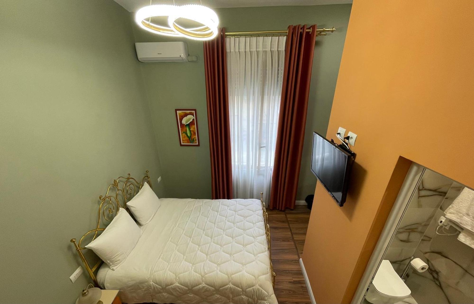 Hotel Vila 15 - Center Tirana Extérieur photo