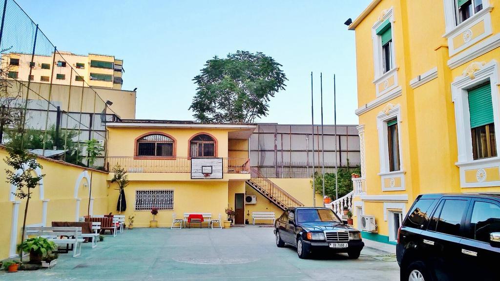 Hotel Vila 15 - Center Tirana Extérieur photo