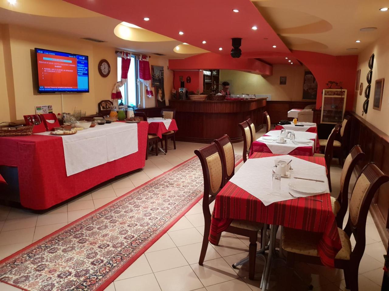 Hotel Vila 15 - Center Tirana Extérieur photo